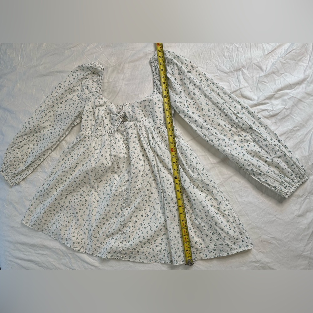 Lulus White Blue Floral Puff Sleeve Tie Front Babydoll Mini Dress Size M - Picture 10 of 13